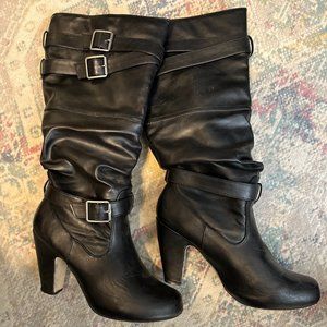 Black slouchy boots